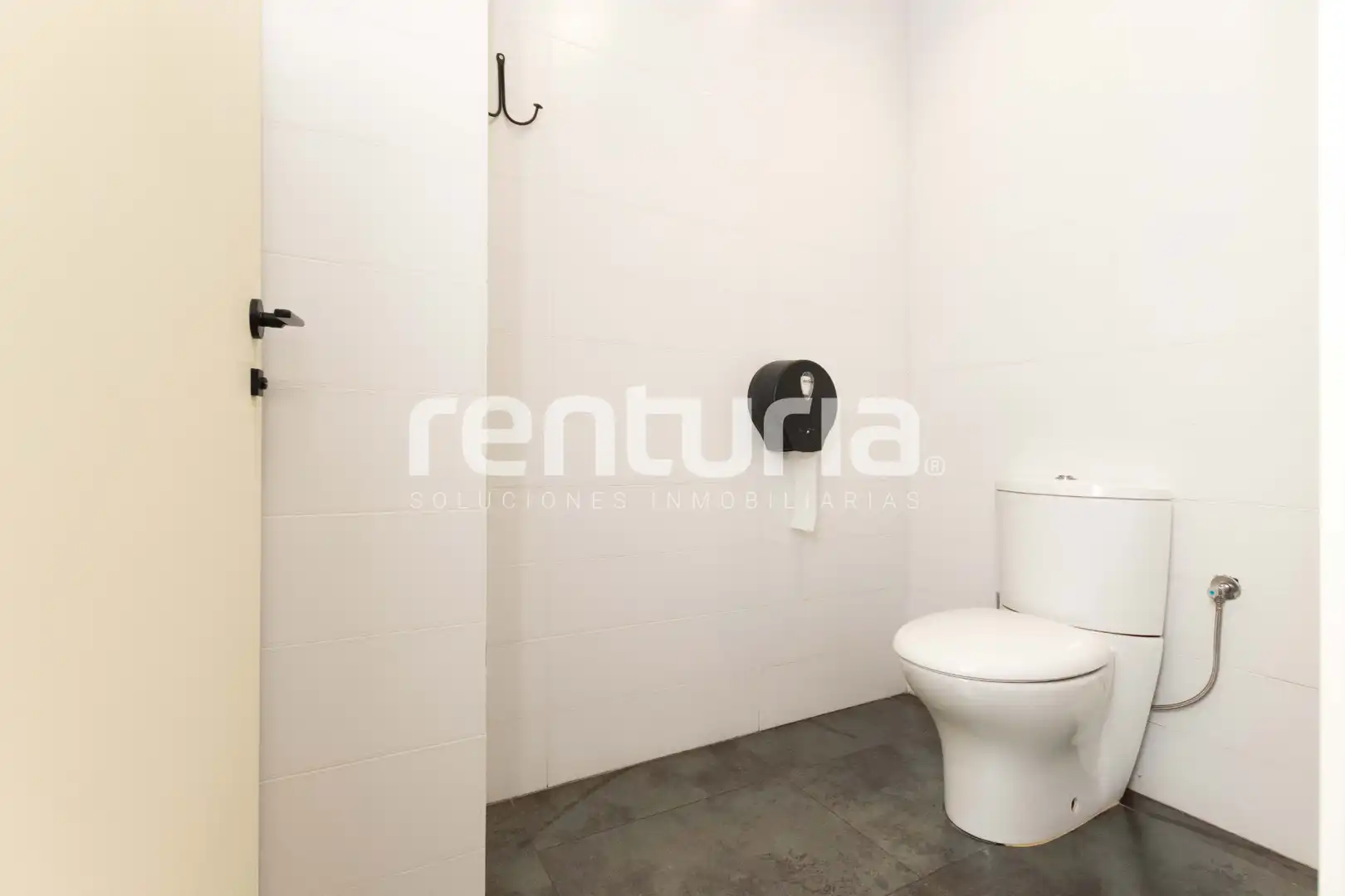 Baño de Local de alquiler en Valencia con Terraza