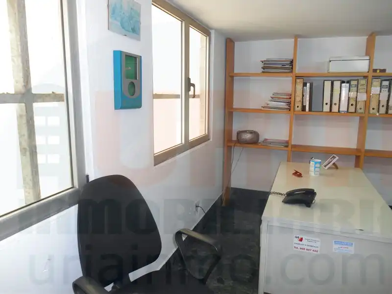 Oficina de alquiler en Siero con Amueblado