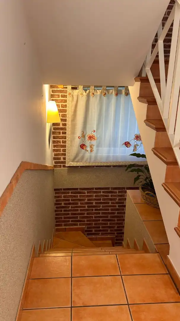 Casa adosada de lloguer en Nigrán amb Calefacció, Jardí privat i Parquet
