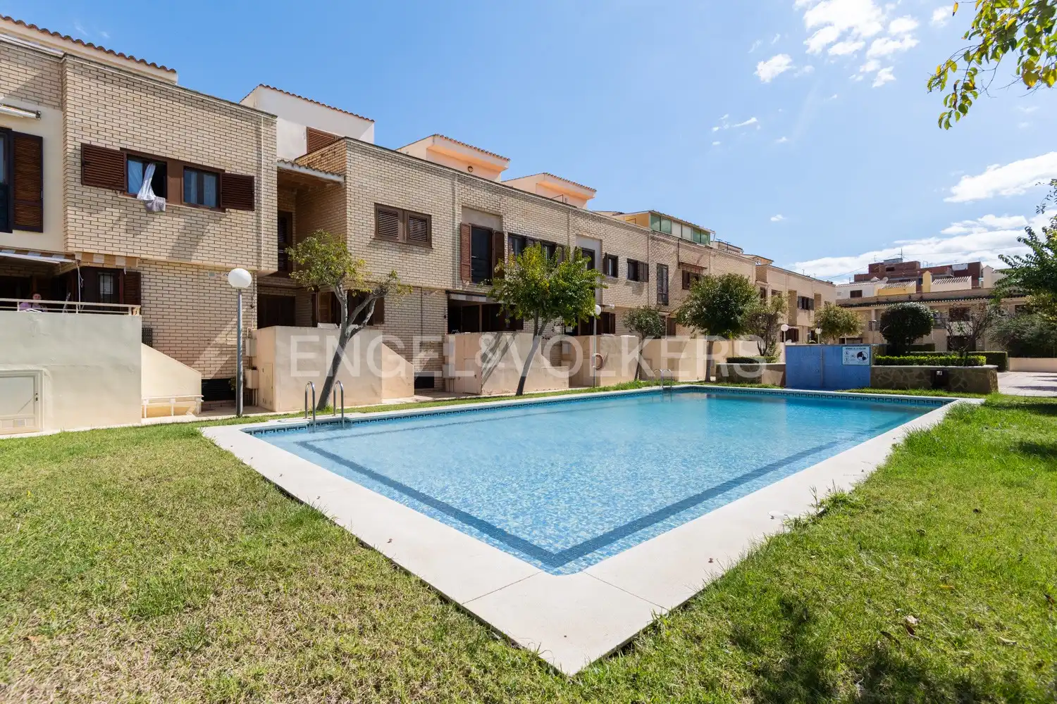 Piscina de Casa o xalet de lloguer en Valencia amb Aire condicionat, Calefacció i Jardí privat