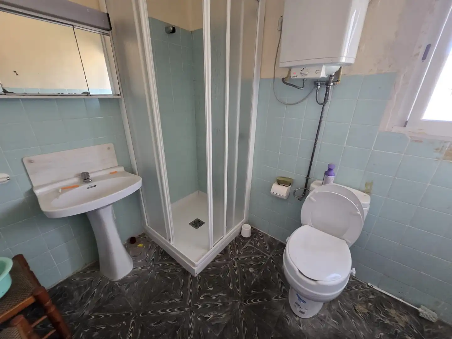 Baño de Piso en venta en Talayuelas con Calefacción y Amueblado