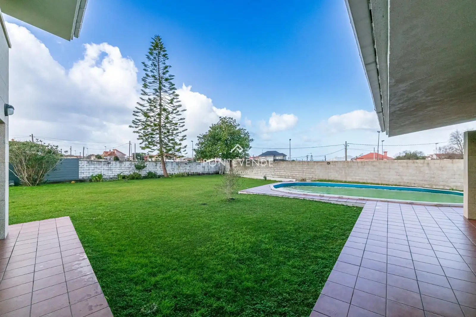 Jardín de Casa o chalet en venta en Vigo  con Calefacción, Trastero y Piscina
