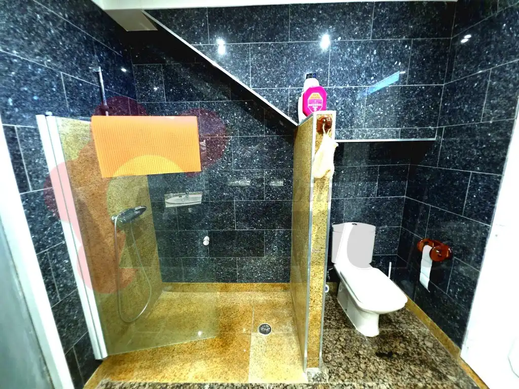 Bathroom of Houses for sale in Lugo  with Terrace and Furnished