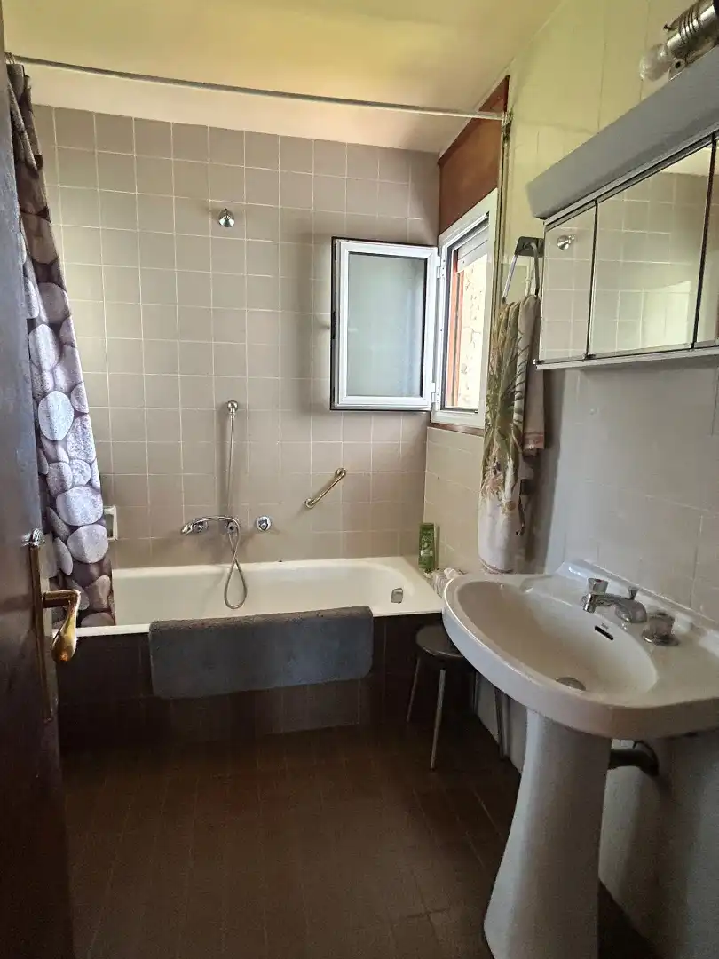 Bathroom of Houses for sale in Girona  with Heating, Private garden and Terrace