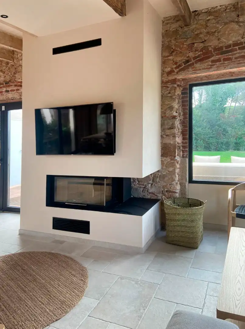 Sala d'estar de Finca rústica en venda en Santa Cristina d'Aro amb Aire condicionat, Calefacció i Jardí privat