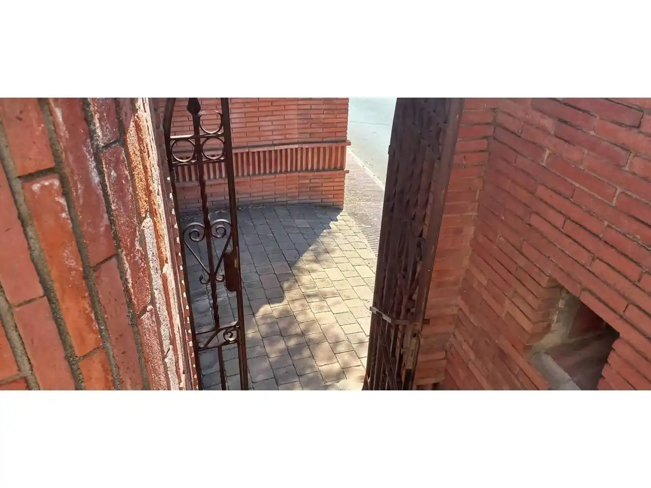 Vista exterior de Casa o xalet en venda en Caldes de Montbui amb Terrassa i Piscina