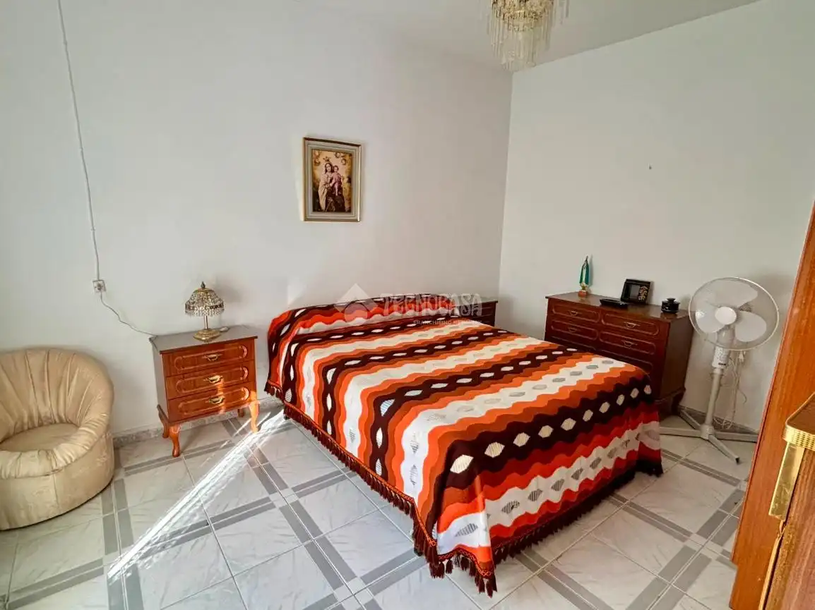 Dormitori de Casa adosada en venda en Jódar amb Terrassa i Balcó