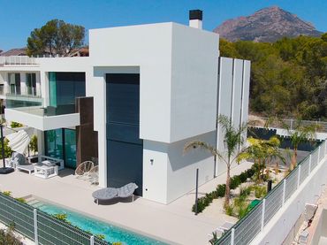 Maison avec balcon à vendre à Varadero