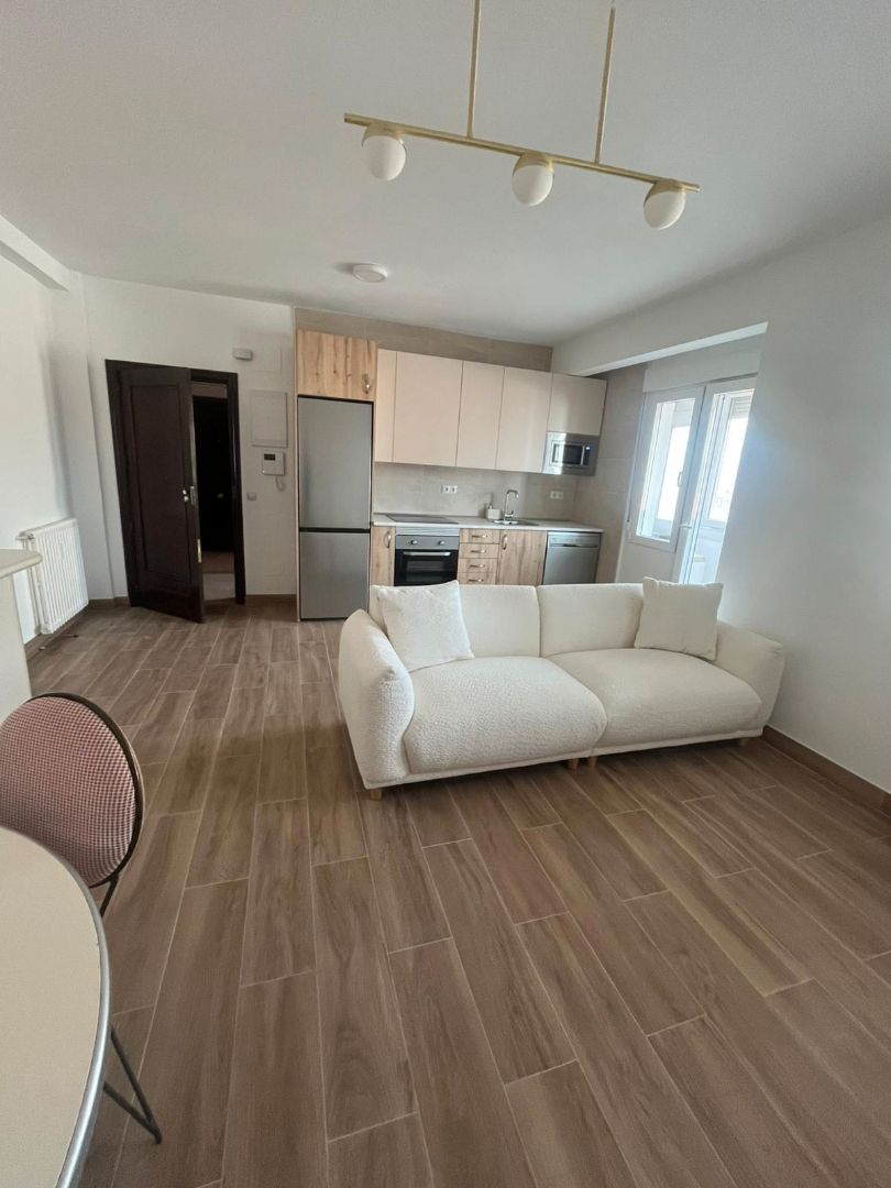 Flat to rent in Calle de las Infantas, Centro