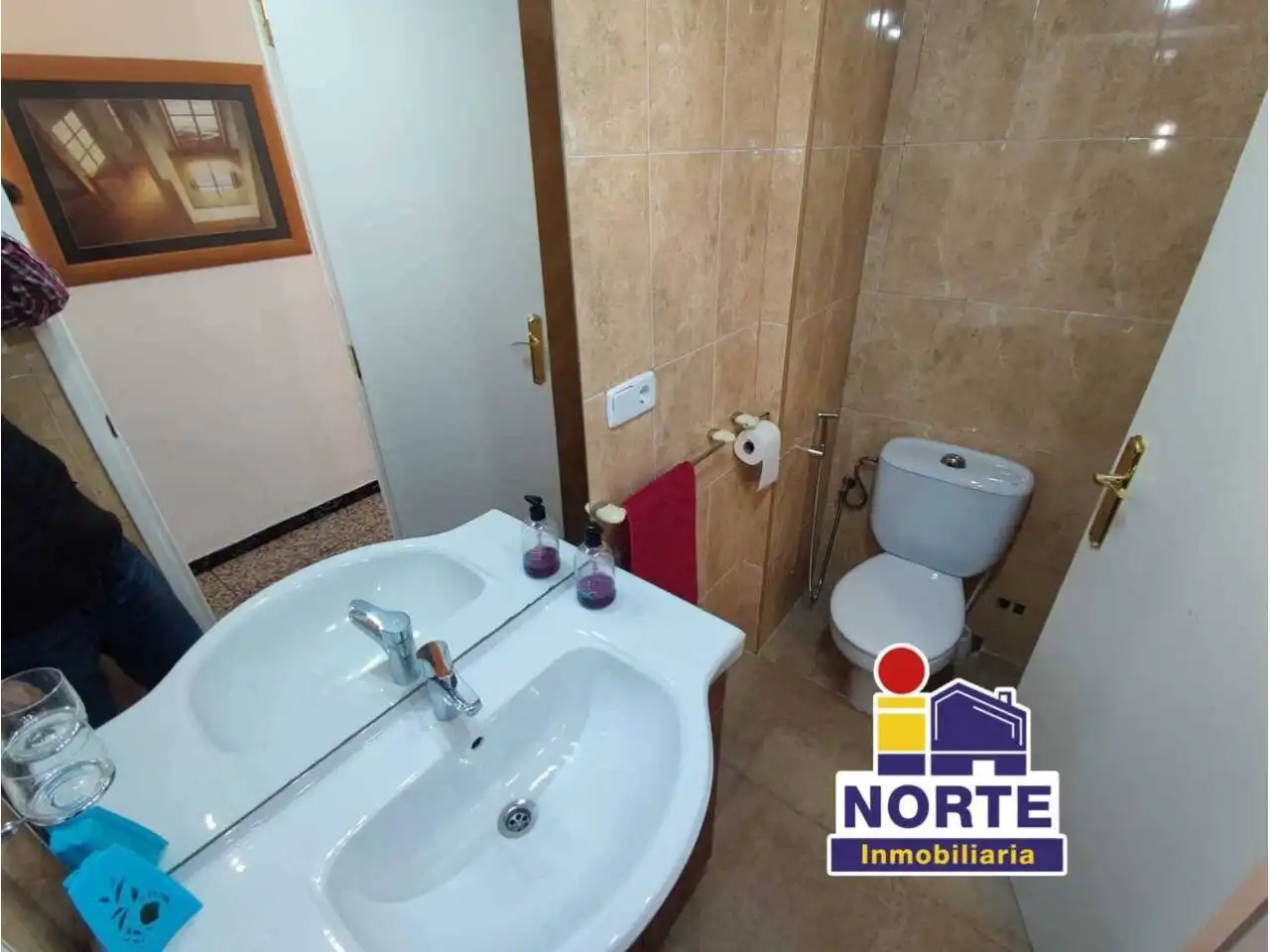 Bathroom of Flat for sale in Alcoy / Alcoi  with Air Conditioner and Furnished
