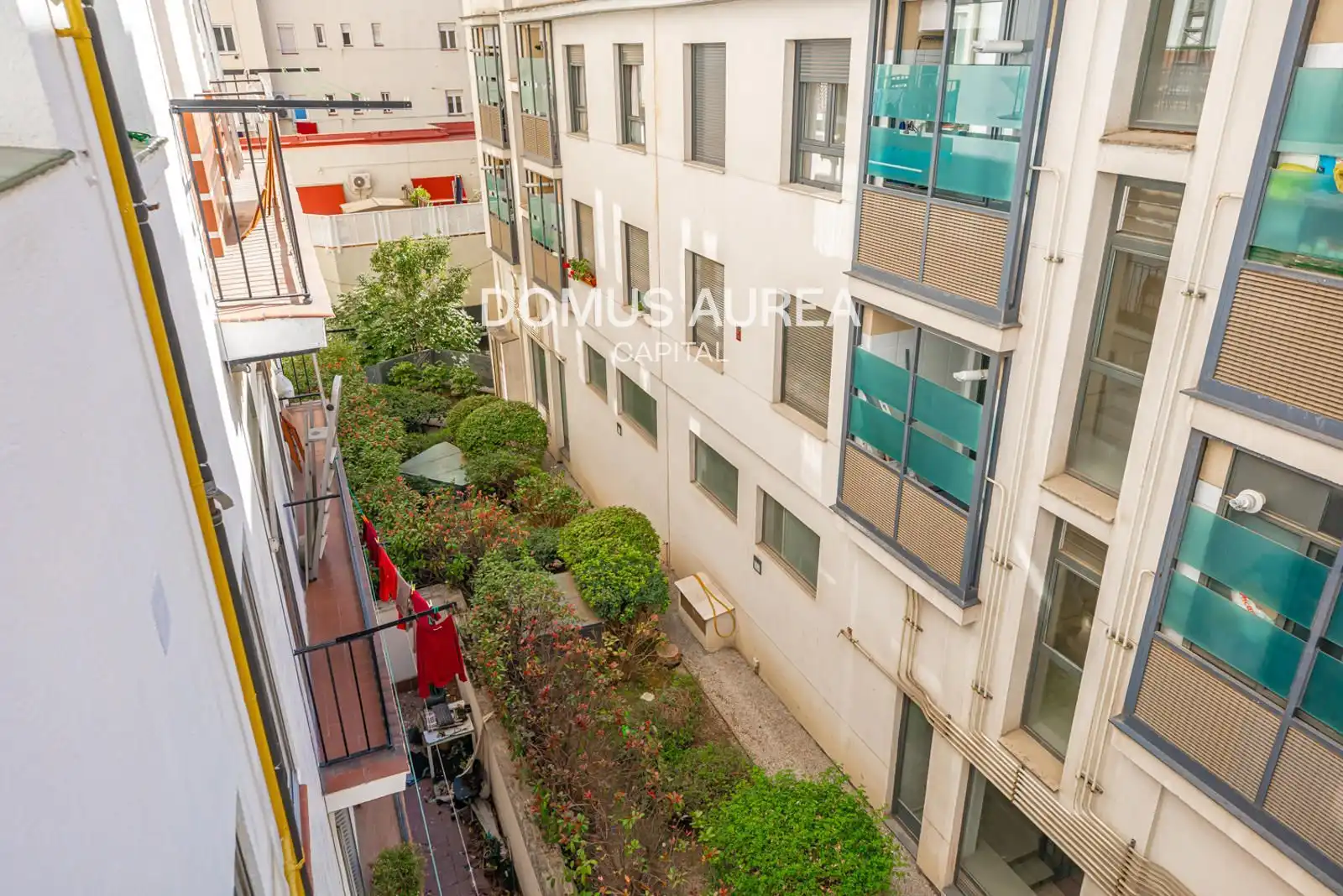 Balcony of Flat for rent in Madrid  with Air Conditioner, Heating and Parquet flooring