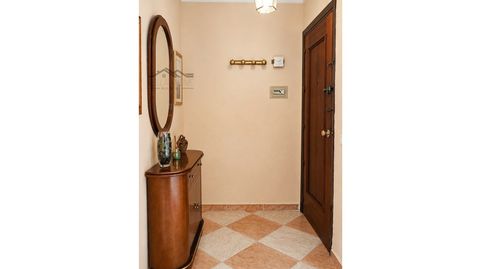 Foto 5 de Piso en venta en Avenida Trapiche, Miraflores, Marbella