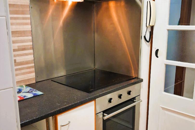 Foto 1 de Piso en venta en Calle San Martín, Tapia de Casariego, Asturias