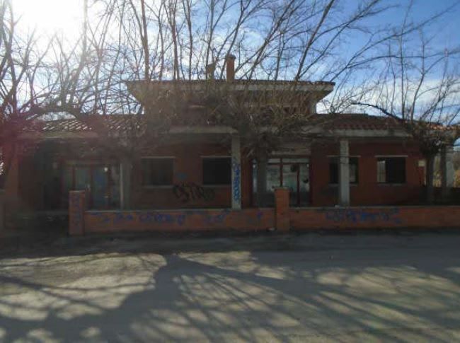 Edifici en venda a Partida camino del río, Albesa