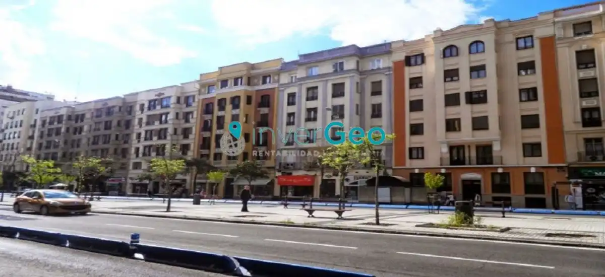 Vista exterior de Local en venta en  Madrid Capital con Amueblado