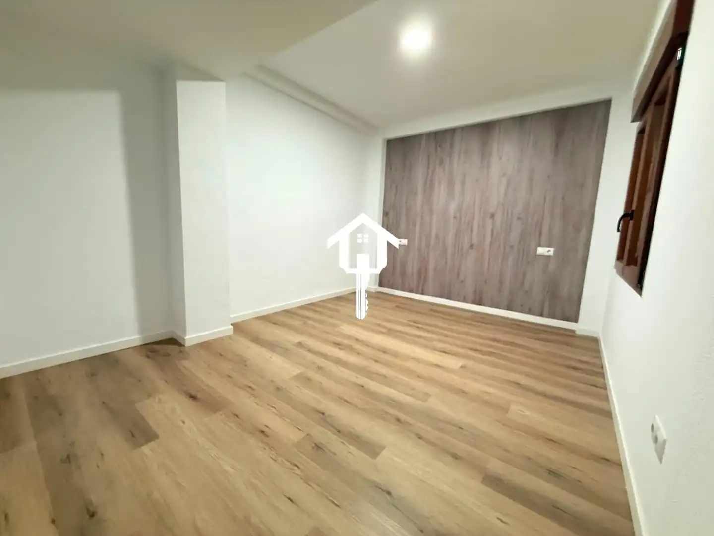 Flat with terrace for sale in Calle TAQUIGRAFO MARTI, imagen 46