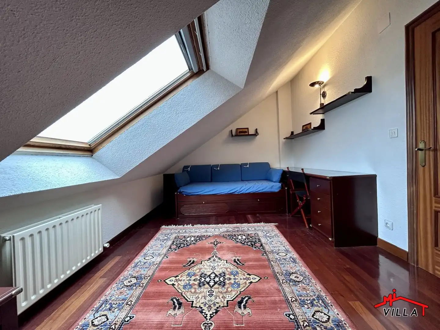 Sala de estar de Casa adosada en venta en Laredo con Calefacción