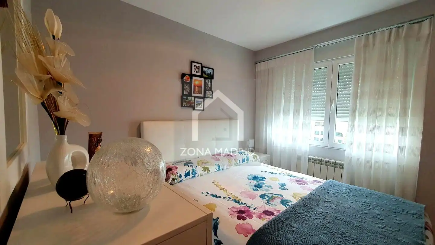Habitación de Piso en venta en Madrid con Aire acondicionado, Calefacción y Terraza