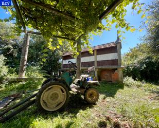 Vista exterior de Finca rústica en venda en Silleda amb Jardí privat i Moblat