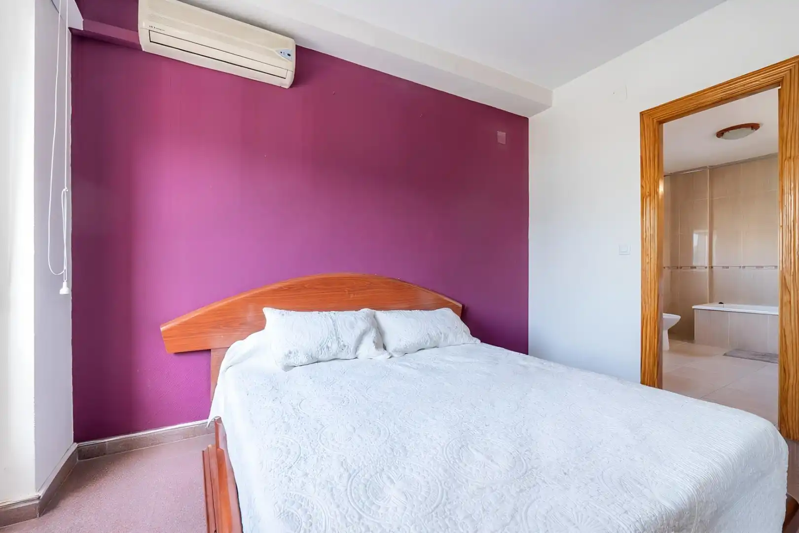 Habitación de Casa adosada en venta en Ogíjares con Aire acondicionado, Calefacción y Terraza