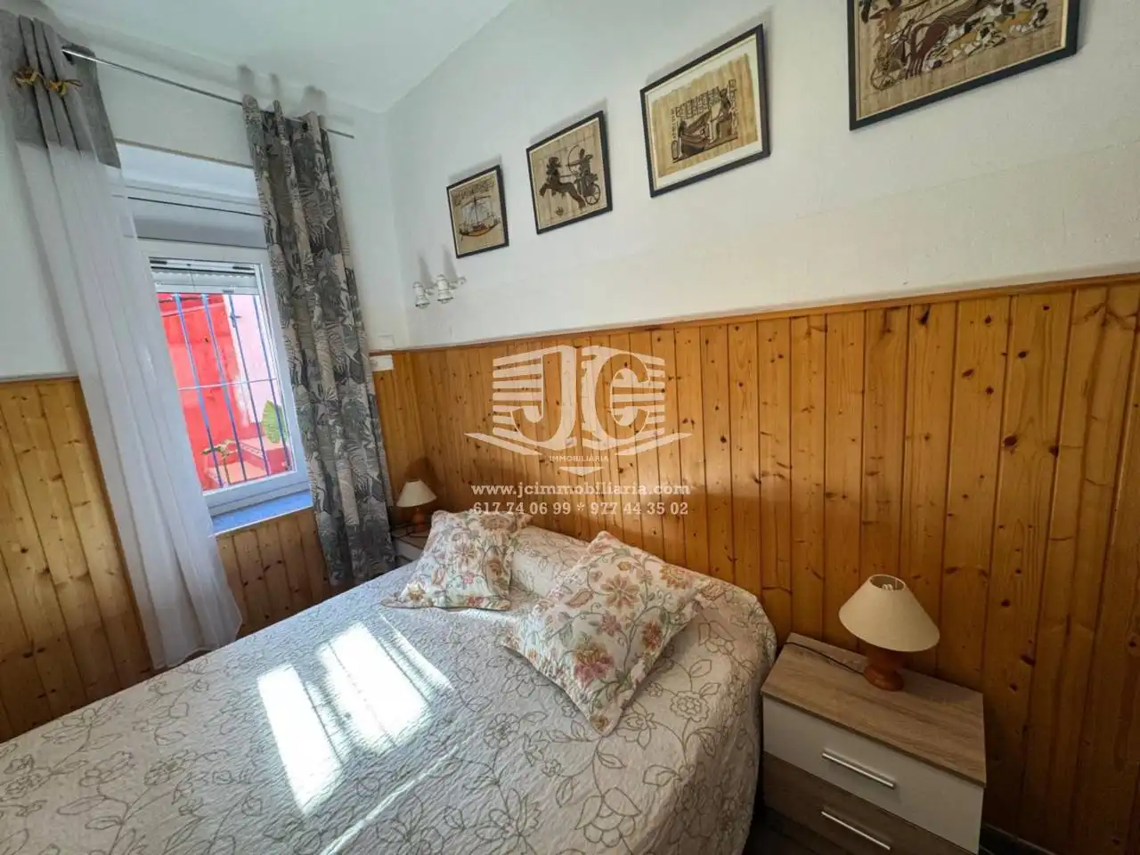 Dormitori de Casa o xalet en venda en Tortosa amb Aire condicionat, Jardí privat i Parquet