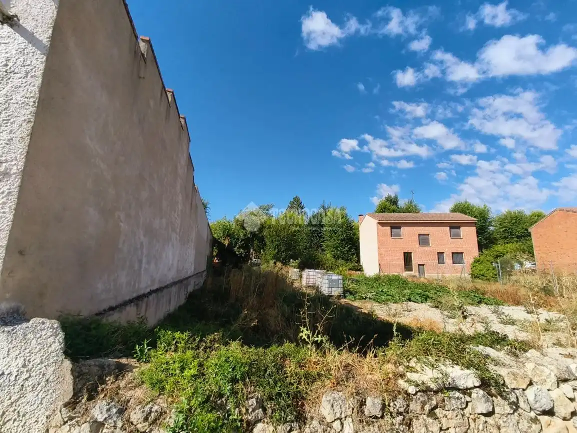 Residencial en venda en Baltanás