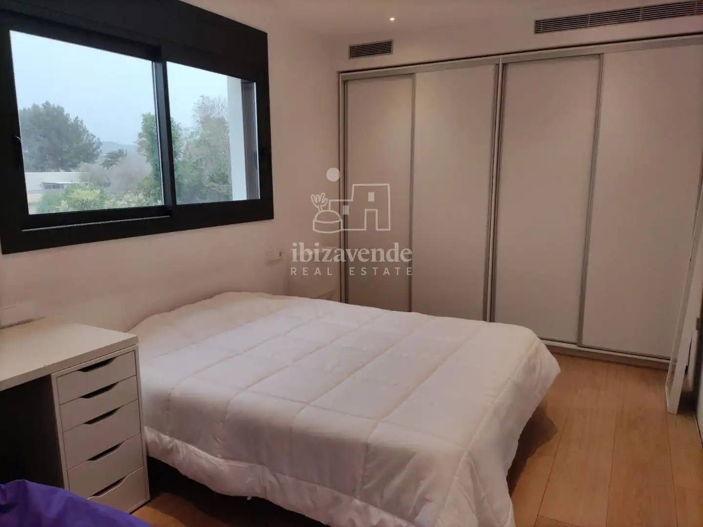 Dormitori de Casa o xalet en venda en Santa Eulària des Riu amb Aire condicionat, Calefacció i Jardí privat