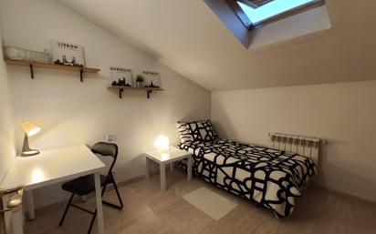 Bedroom of Flat to share in  Madrid Capital  with Terrace and Balcony