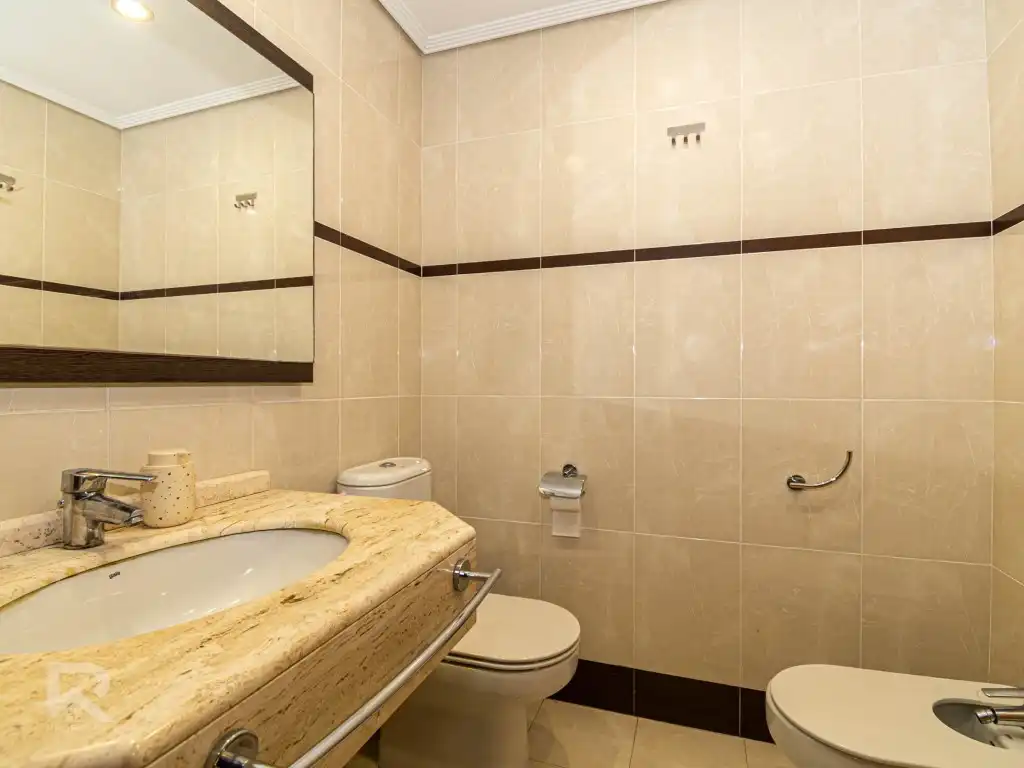 Bathroom of Detached homes for sale in Gandia