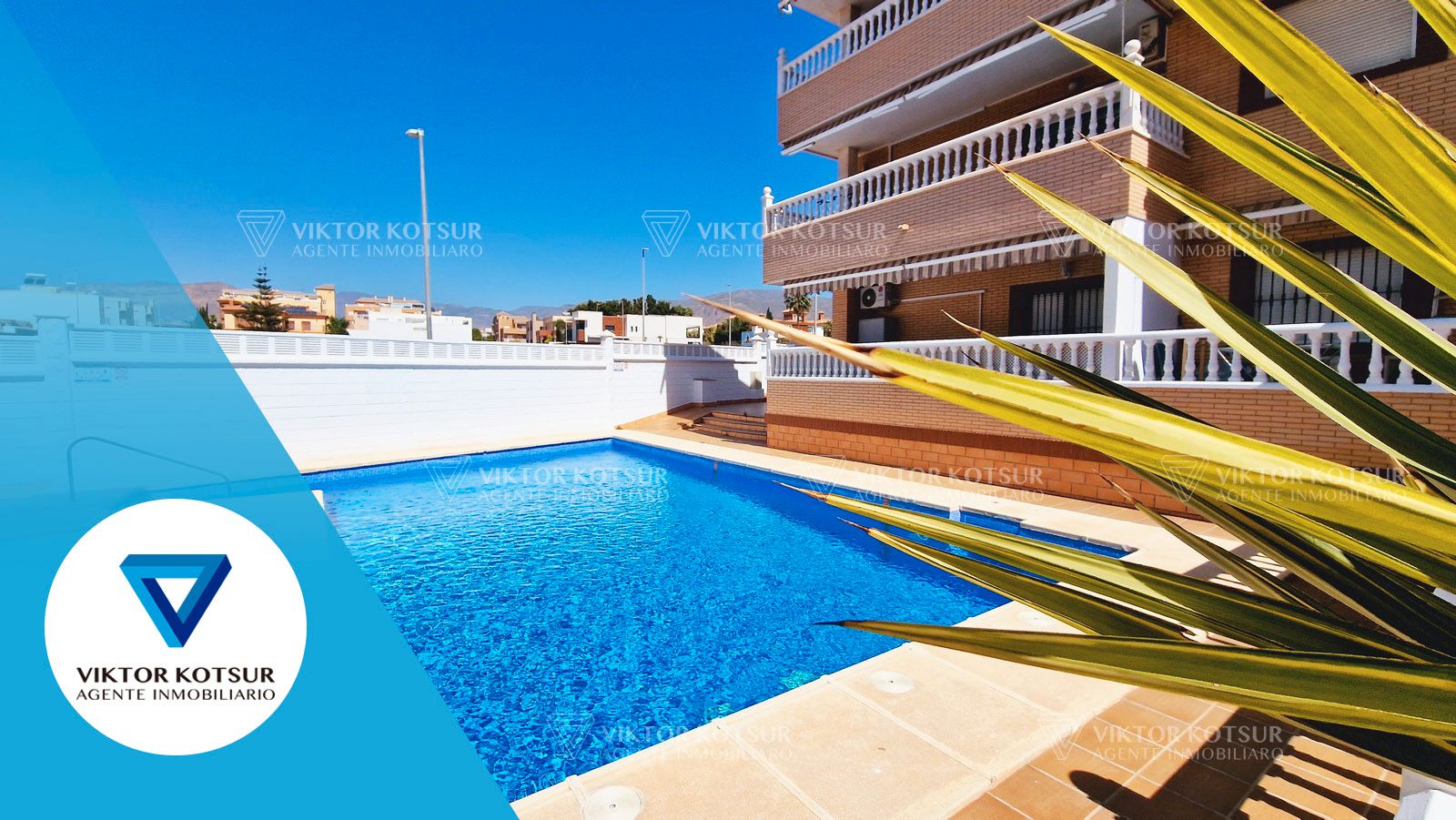 Swimming pool of Flat for sale in Roquetas de Mar  with Air Conditioner, Terrace and Furnished