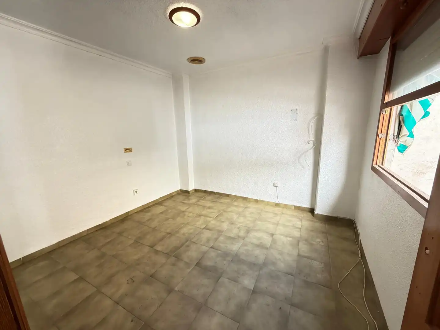 Flat for sale in Guardamar del Segura  with Terrace, Storage room and Furnished