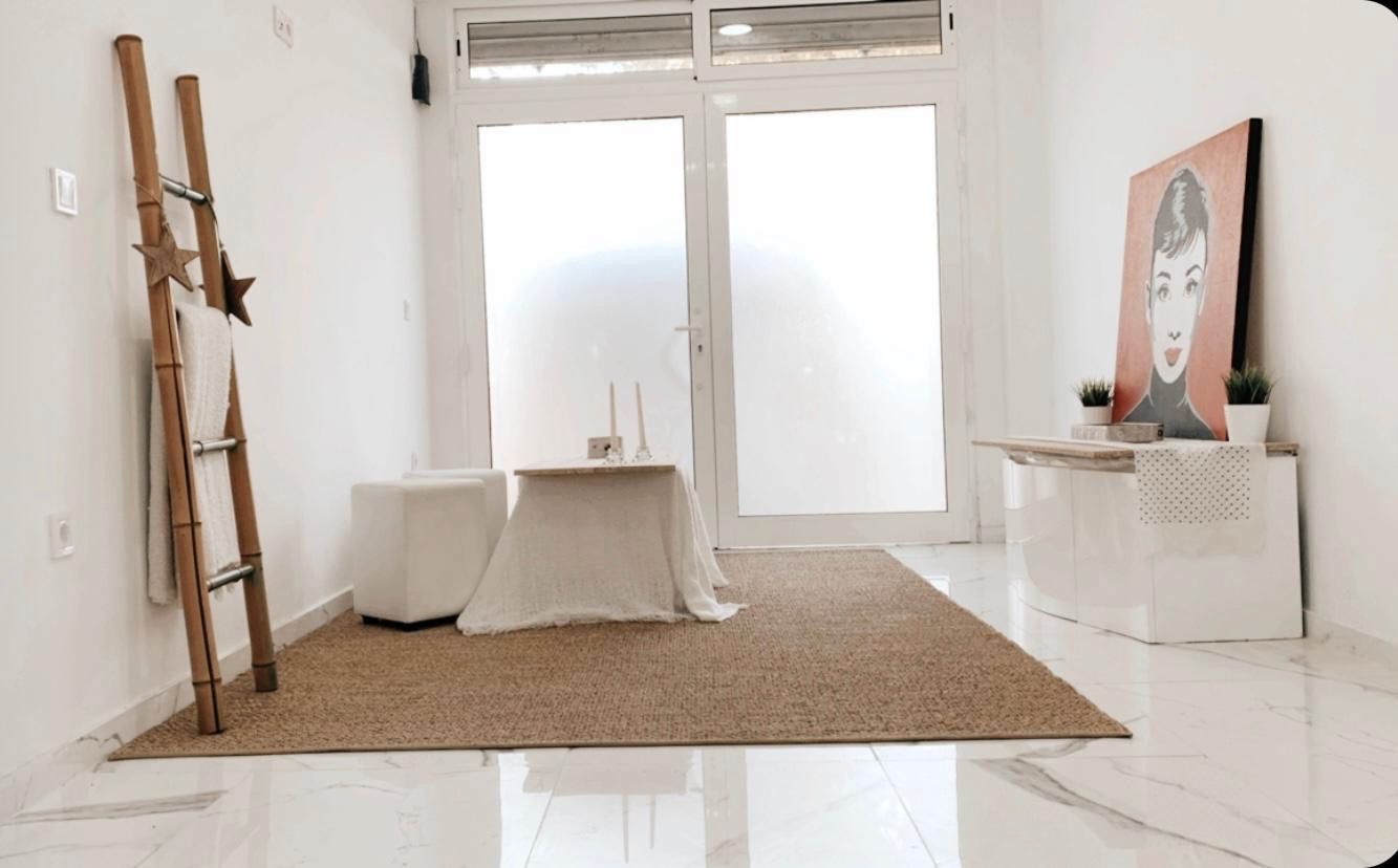 Local en venta en Carrer Josep Vicenç Foix, La Salut, Salut - Lloreda