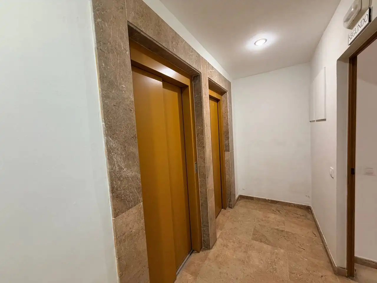 Piso de alquiler en Gandia con Amueblado, TV y Balcón
