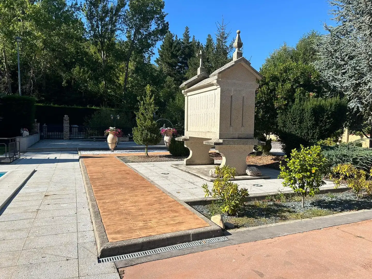 Jardí de Casa o xalet en venda en Ponferrada amb Jardí privat i Moblat