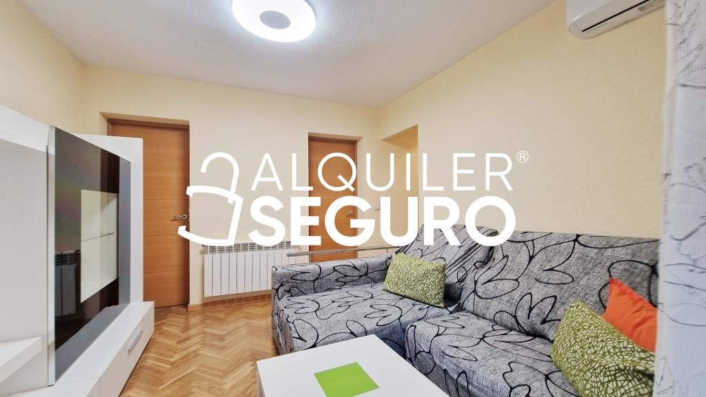 Sala d'estar de Pis de lloguer en  Madrid Capital amb Aire condicionat, Calefacció i Terrassa