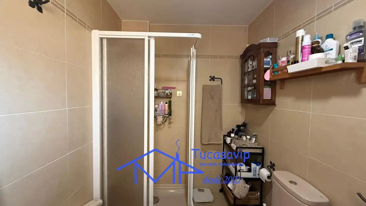 Badezimmer von Wohnung zum Verkauf in El Tiemblo  mit Balkon
