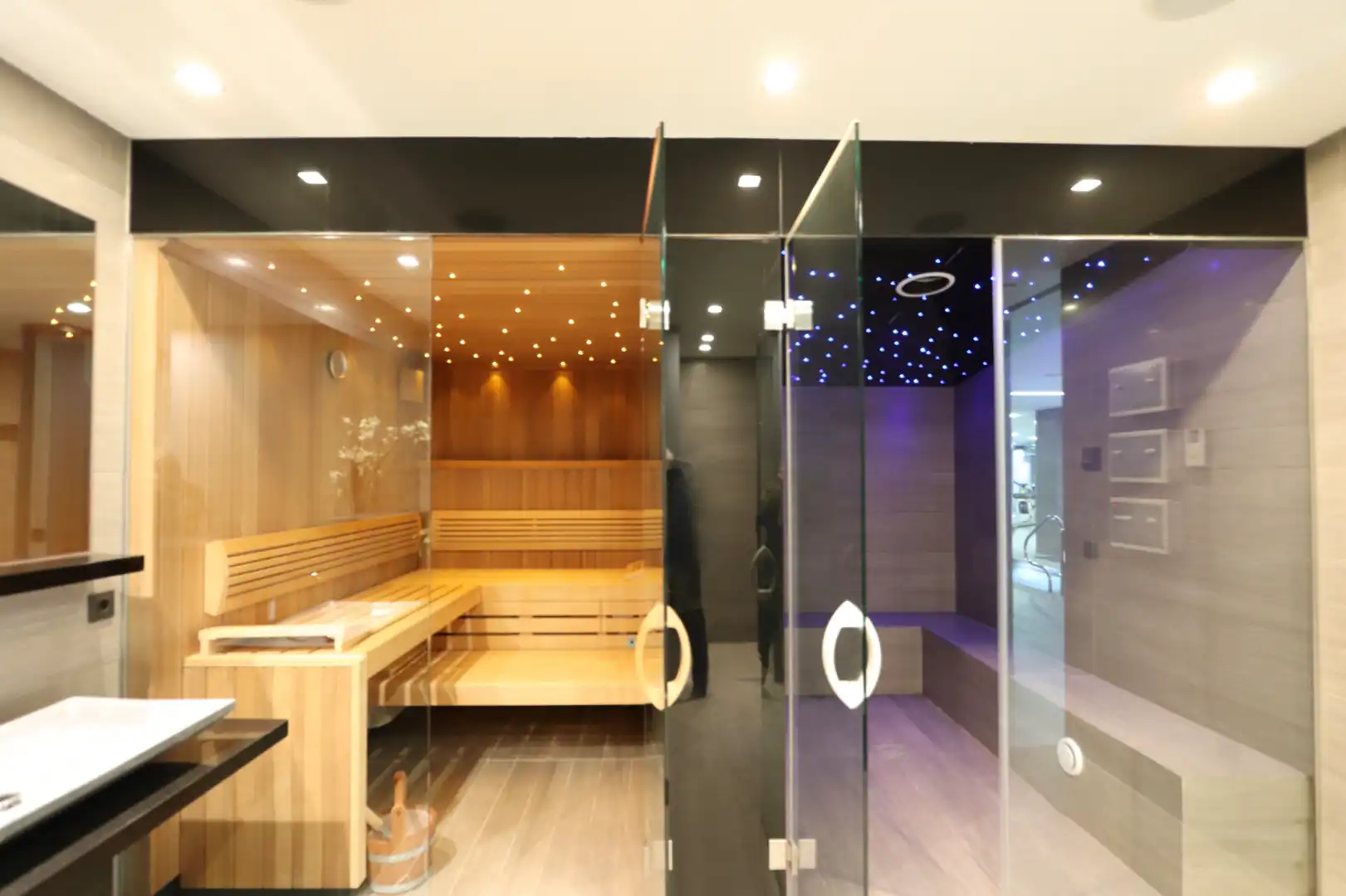 Bathroom of Houses for rent in Pozuelo de Alarcón  with Air Conditioner, Heating and Private garden