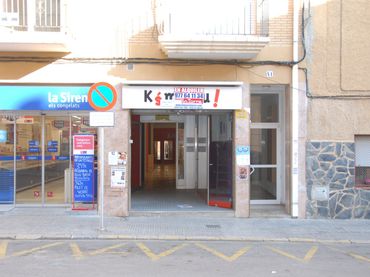 Local comercial en alquiler en Pere Badia