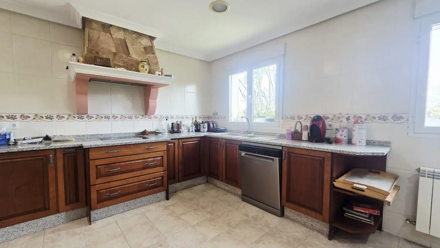 Cuina de Casa o xalet de lloguer en Algete amb Calefacció, Terrassa i Traster