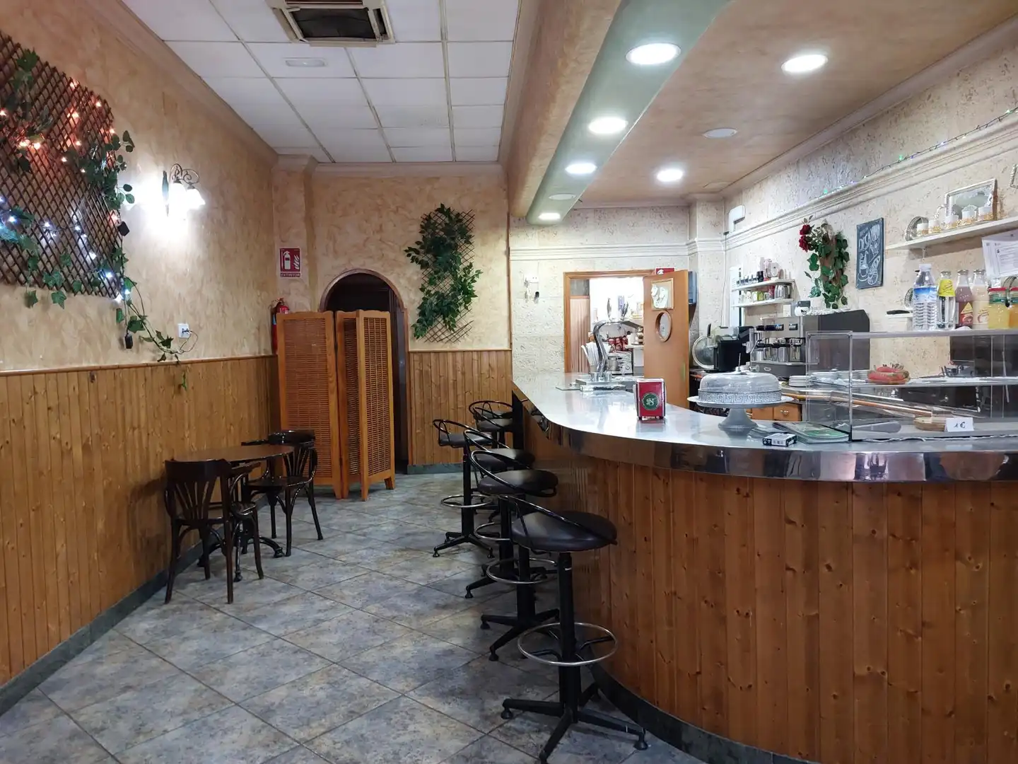 Locale commerciale in affitto a Calle Agost, imagen 4