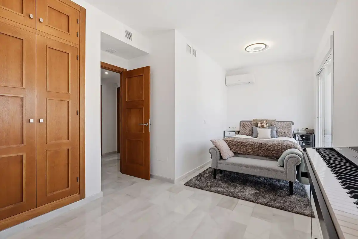 Reihenhaus mit Pool zum Verkauf in Estepona,Centro,Avenida Juan Carlos I, imagen 47