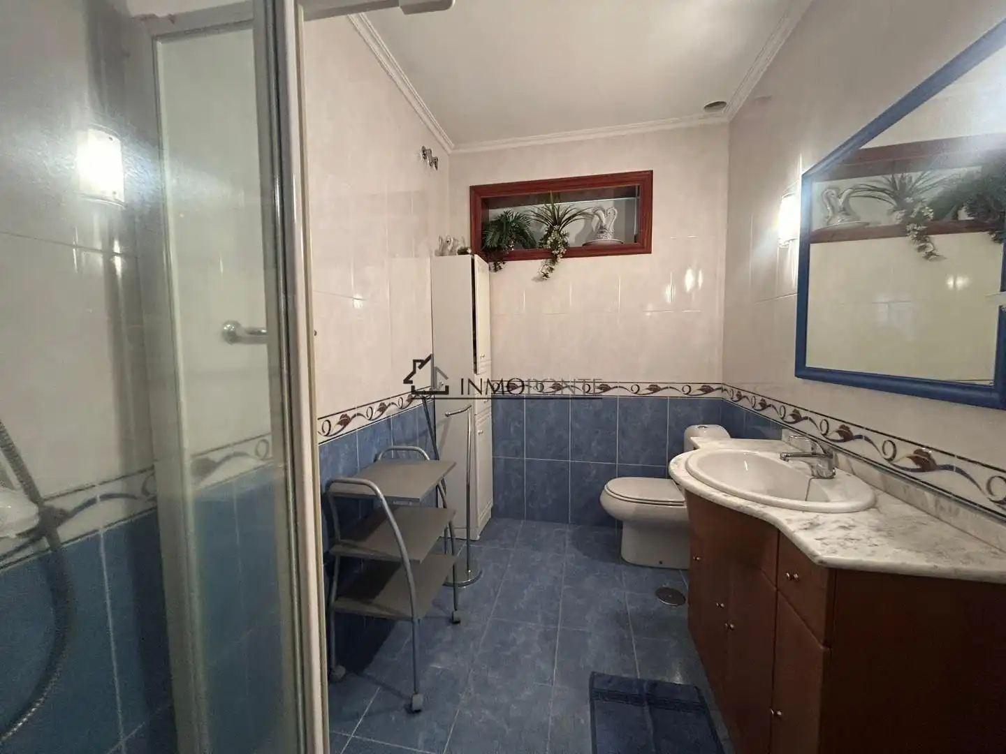 Bany de Casa o xalet en venda en Poio amb Calefacció, Jardí privat i Terrassa