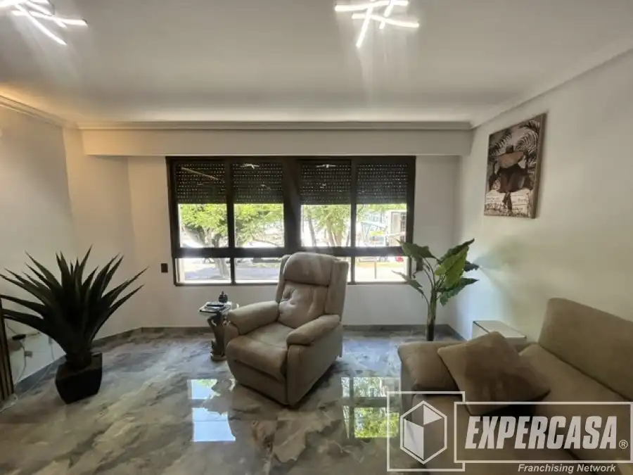 Sala d'estar de Pis en venda en Alzira amb Aire condicionat, Terrassa i Moblat