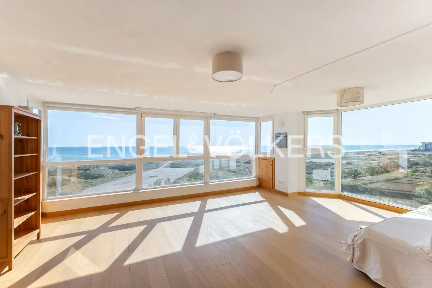 Exterior view of Flat for sale in Valencia  with Heating and Swimming Pool