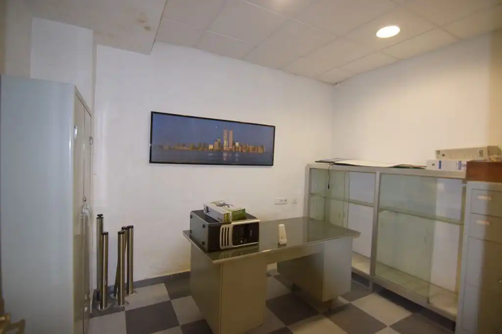 Local comercial en venda a Casco Urbano, imagen 7