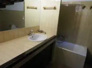 Badezimmer von Country house zum Verkauf in Vall-llobrega mit Heizung und Privatgarten