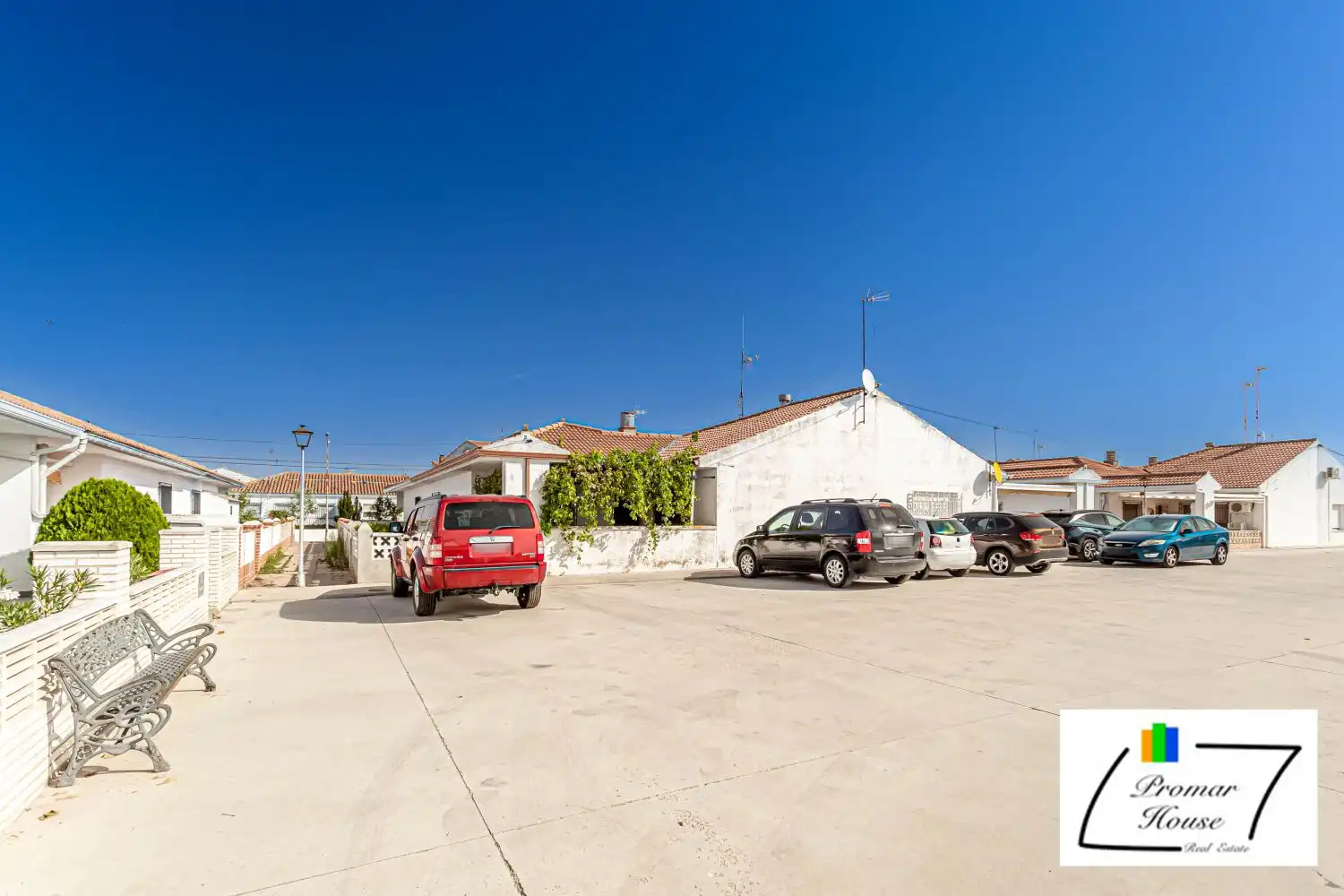 Vista exterior de Casa adosada en venda en Papatrigo amb Traster