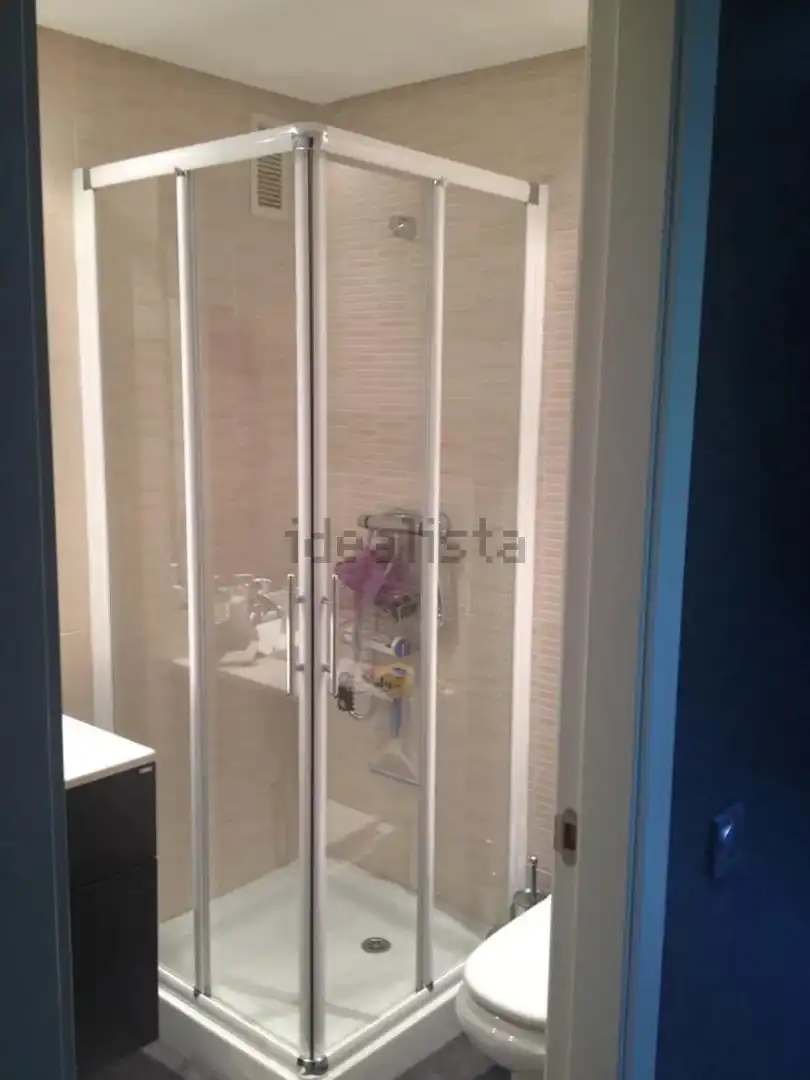 Baño de Planta baja en venta en Madrid con Aire acondicionado, Calefacción y Terraza