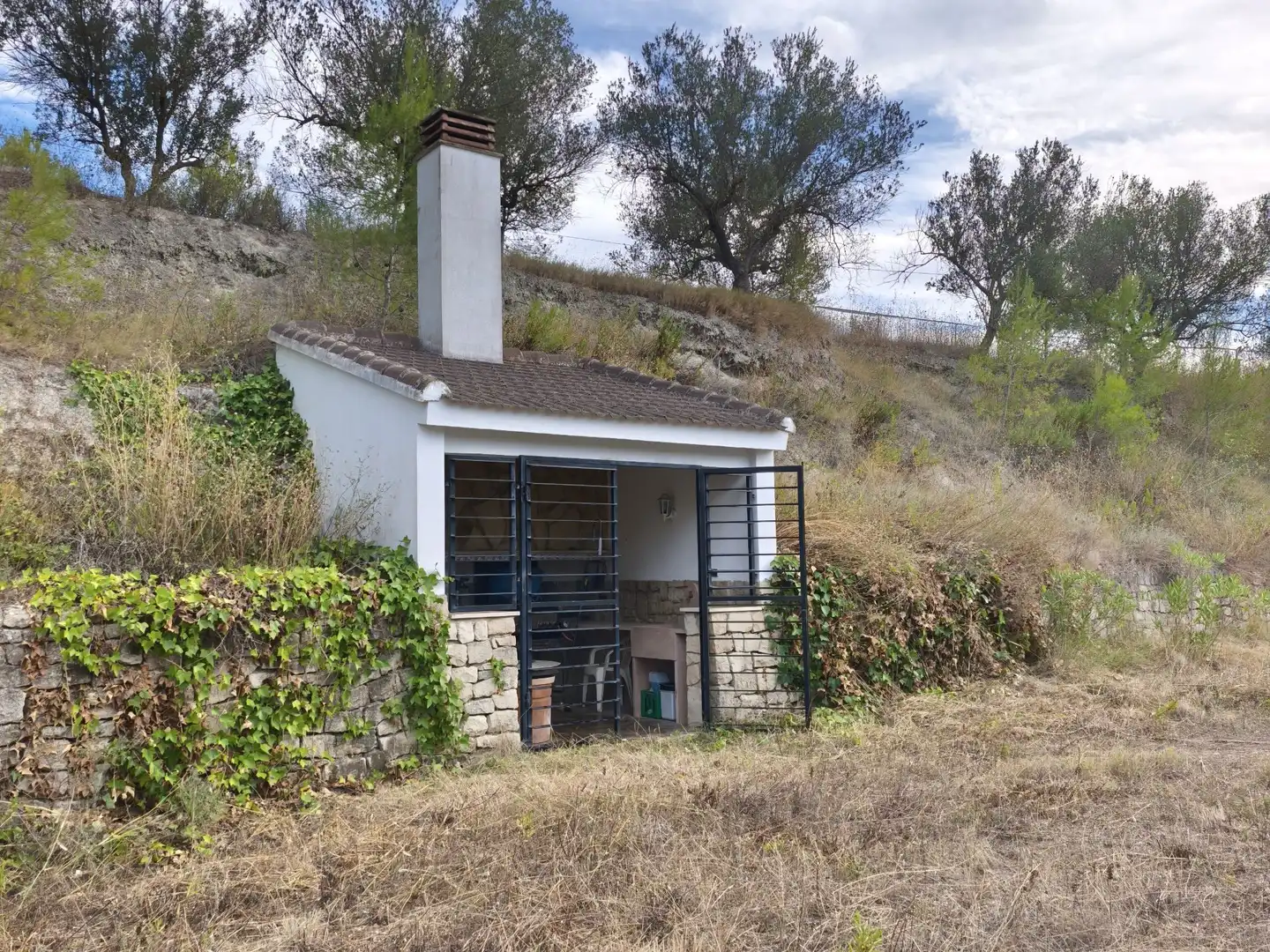Houses for sale in Millena  with Air Conditioner, Terrace and Storage room
