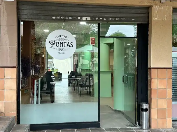 Locale commerciale in vendita a Plaça Santa Anna 5
